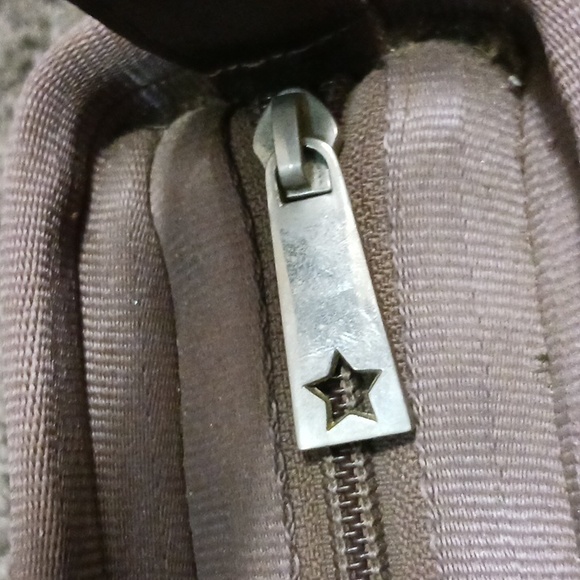 Harvey's "the original seat belt purse" - bronze brown - Picture 5 of 9